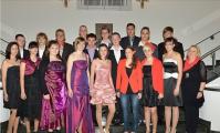 Die Klasse 10R1. Vorn, v.l.: Aline Schüler, Alina Pinzer, Jennifer Schmidt, Lisa Apelt, Vanessa Natho, Jolande Bette, Lara Kröning, Romy Schumann, Klassenlehrerin Sabine Müller. Hinten, v.l.: Markus Metzker, Dominik Daßler, Paul Hübner, Michel Witt, Steffen Biskup, Paul Wecke, Alexander Bondar, Leon Rongelraths, Philipp Fahle, Fabian Platte.