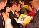 Franz Köppe, Schulleiter der Ganztagssekundarschule Ciervisti, konnte am Freitagabend insgesamt 62 Abschlusszeugnisse überreichen.