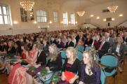 Zahlreiche Eltern und Gro&szlig;eltern wollten bei der Jugendweihe-Feststunde ihrer Kinder und Enkel am Sonnabend in der Zerbster Stadthalle nicht fehlen.