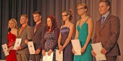 Als beste Sch&uuml;ler mit einem Notendurchschnitt bis 1,5 wurden ausgezeichnet: Tobias Felgentr&auml;ger (1,25), Marie Metzker (1,3), Annemarie Schellin und Christian Borchert (1,4) sowie Vincent Paul Kilz, Franziska Starcke und Vanessa R&ouml;sch (je 1,5).