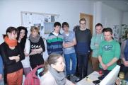 Die M&auml;dchen und Jungen der Klasse 9 c der Ciervisti-Ganztagsschule haben die Zerbster Volksstimme-Redaktion im Rahmen des Projektes "SchmaZ" - Sch&uuml;ler machen Zeitung besucht.