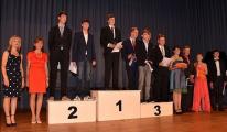 Sterne des Sports: Laura K&uuml;hn, Vivian Handrich, Johannes Schmidt, Eduard Lust, Lars Apelt, Nico Stahlich, Rik de Vries, Moritz Ehle, Martin Hein, Janic Troeder, Julian Strau&szlig;. Links Viola Wernecke und Anne Handrich.