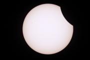 Beginn der Sonnenfinsternis