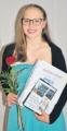 Sarah Schulze hat als Jahresbeste einen Durchschnitt von 1,1 auf ihrem Zeugnis.
