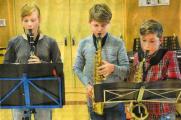 Henriette Ulrich, Anton Schöbel und Timo Schwertner spielten auf ihren Instrumenten "Yellow Submarin".