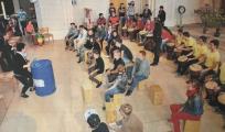 Sie trommelten gegen Gewalt. Die Schüler verschiedener Schulen zeigten die musikalischen und tänzerischen Ergebnisse ihres Workshops.