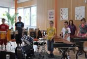 Die Schüler bei der Instrumentalprobe in der Aula der Ciervisti-Ganztagsschule.