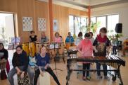 Mädchen und Jungen der Zerbster Ganztagsschule Ciervisti führten den Besuchern ein kleines musikalisches Programm vor.