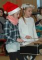 Die Percussiongruppe der Schule spielte einige Lieder, unter anderem das Lied "In der Weihnachtsbäckerei".