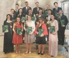 16 Schüler der Klasse 8c der Sekundarschule Ciervisti feierten am Sonnabend in der Stadthalle.