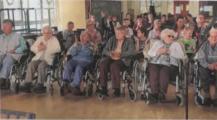 Gäste und interessierte Zuhörer waren auch Senioren des Altenpflegeheims "Am Frauentorplatz".